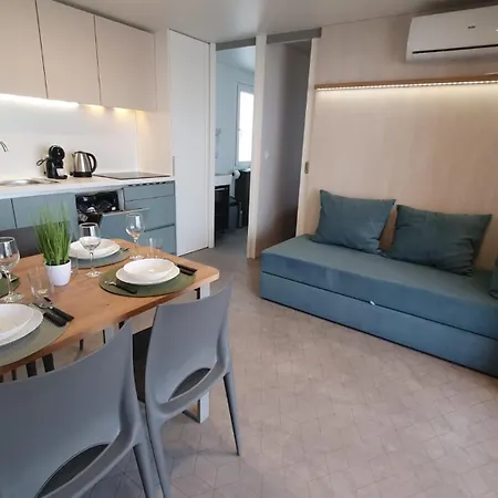 Apartment Sea 2023 Drage